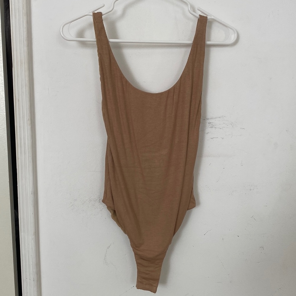 Princess Polly Bodysuit Low back/low side Tan